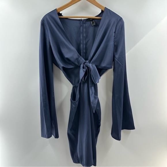 Forever 21 Dresses & Skirts - Forever 21 Blue Satin Deep V-Neck Cutout Dress – Size M